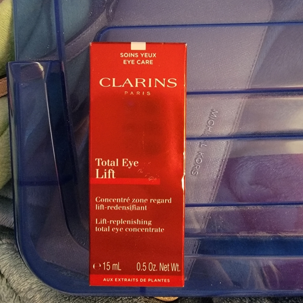 Clarins total eye lift